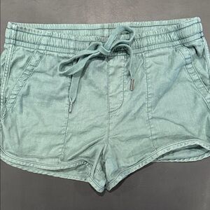 Level 99 khaki Green Women's Shorts